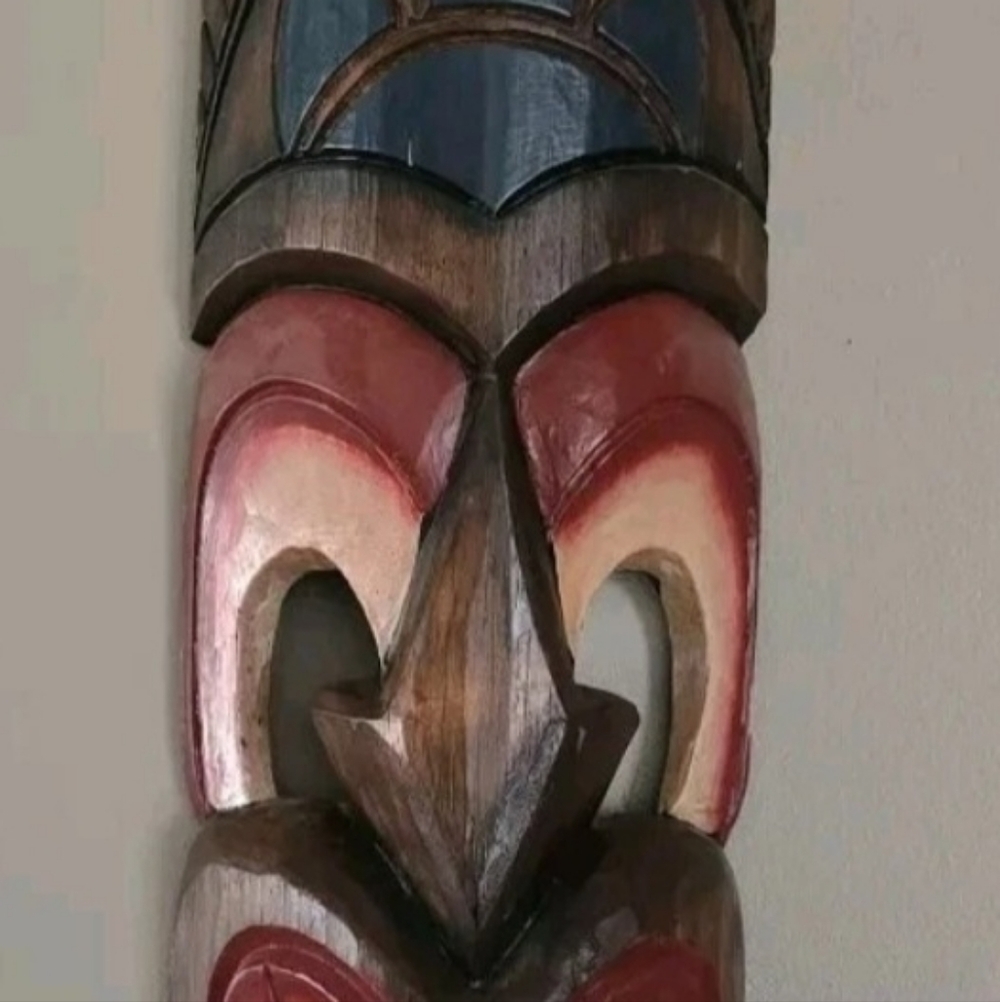 Colorful Wooden Tiki Totem Wall Decor - Picture 3 of 6